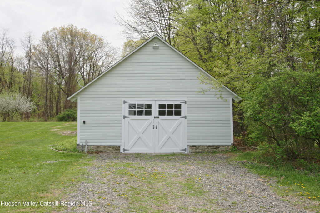 292 Mountain View Road, Rhinebeck, NY 12572 - Photo 10 of 29