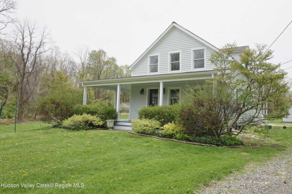 292 Mountain View Road, Rhinebeck, NY 12572 - Photo 13 of 29