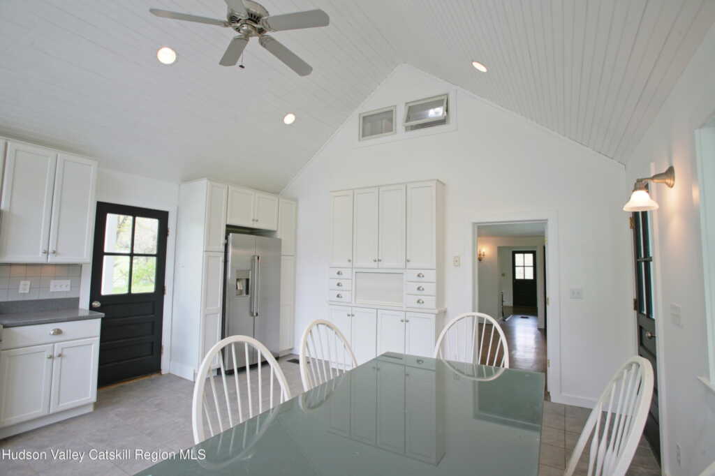 292 Mountain View Road, Rhinebeck, NY 12572 - Photo 20 of 29