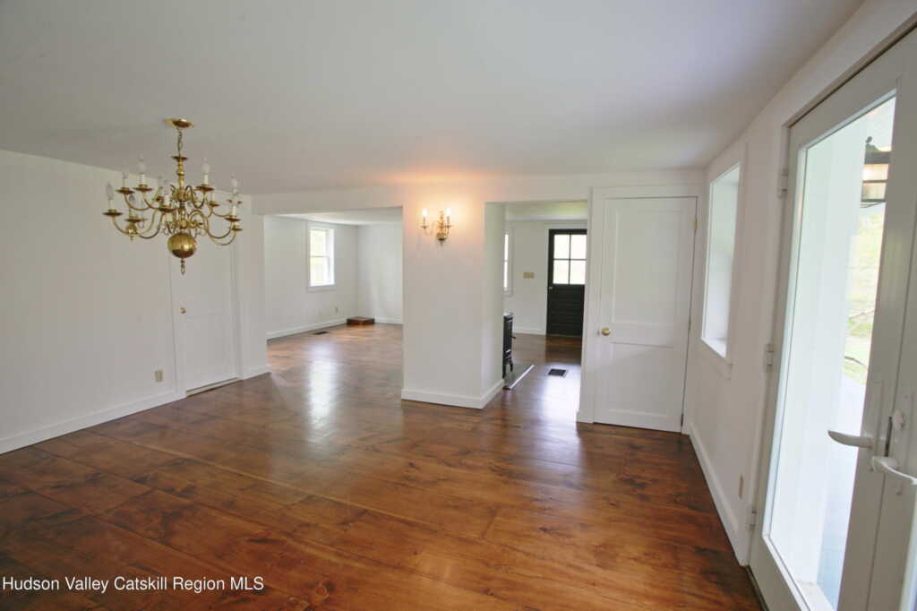 292 Mountain View Road, Rhinebeck, NY 12572 - Photo 23 of 29