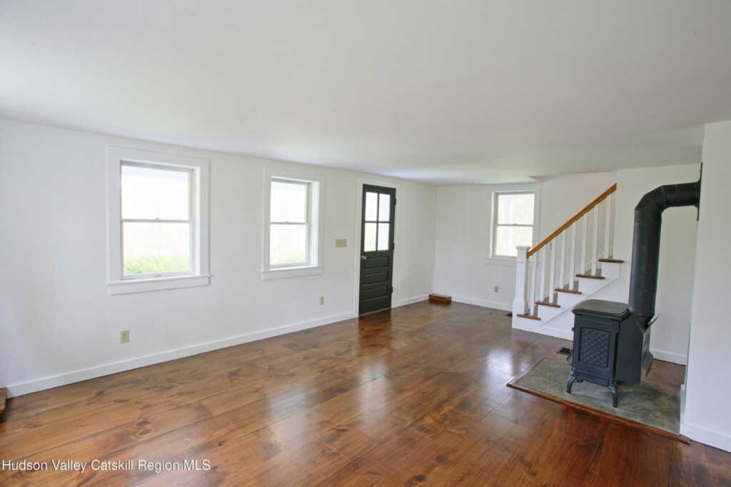 292 Mountain View Road, Rhinebeck, NY 12572 - Photo 25 of 29