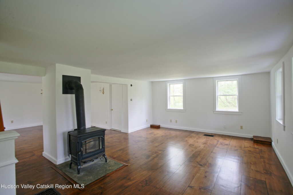 292 Mountain View Road, Rhinebeck, NY 12572 - Photo 26 of 29
