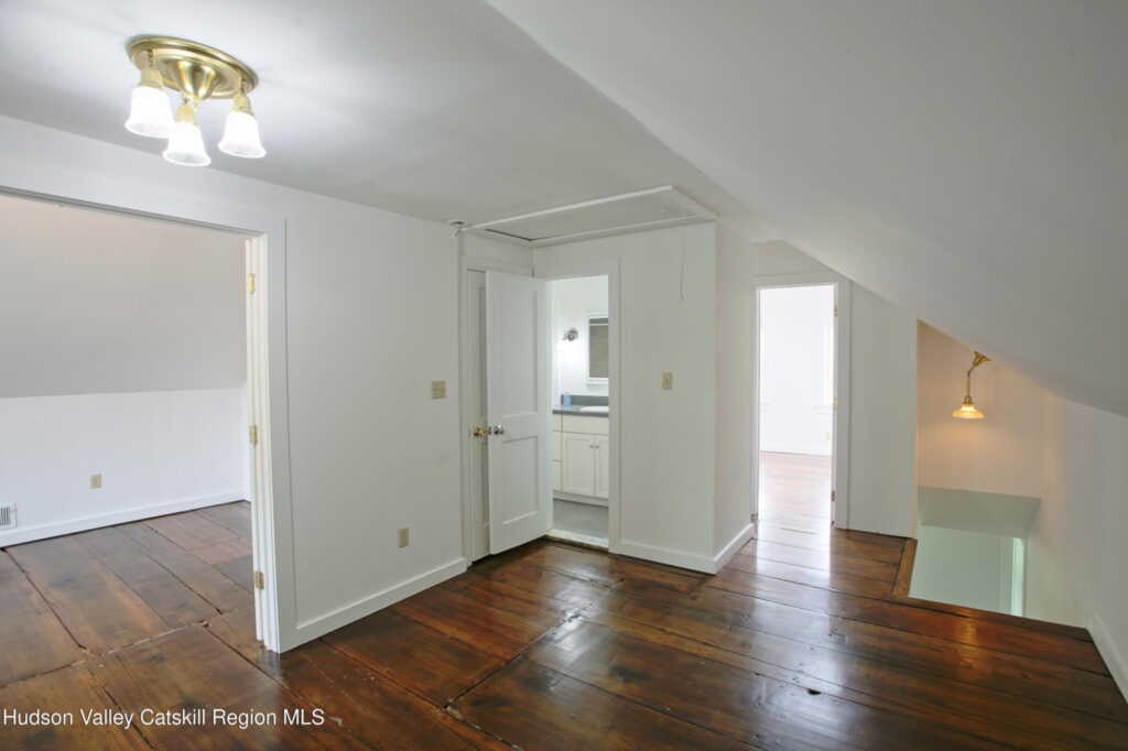 292 Mountain View Road, Rhinebeck, NY 12572 - Photo 28 of 29
