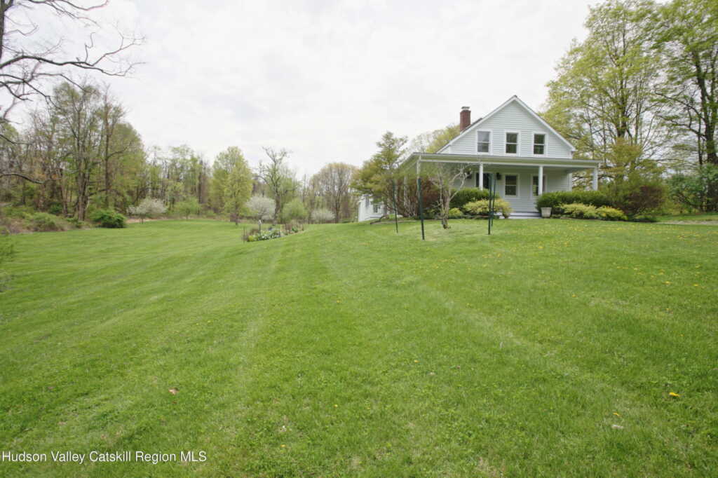 292 Mountain View Road, Rhinebeck, NY 12572 - Photo 5 of 29