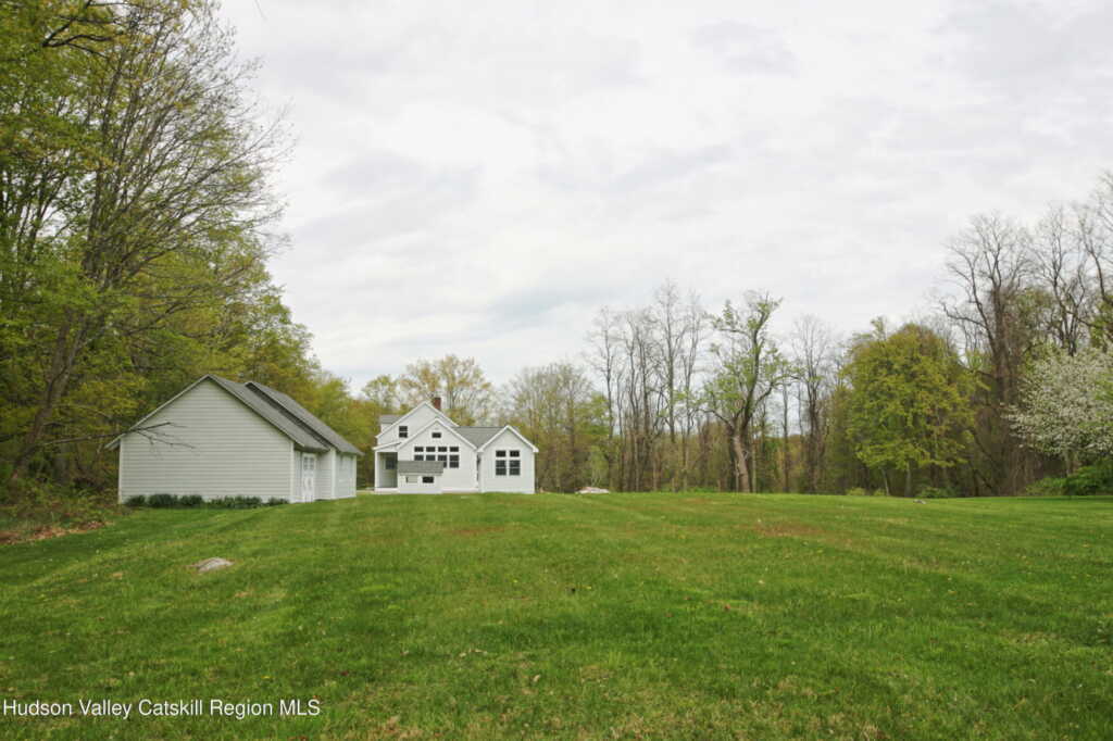 292 Mountain View Road, Rhinebeck, NY 12572 - Photo 7 of 29