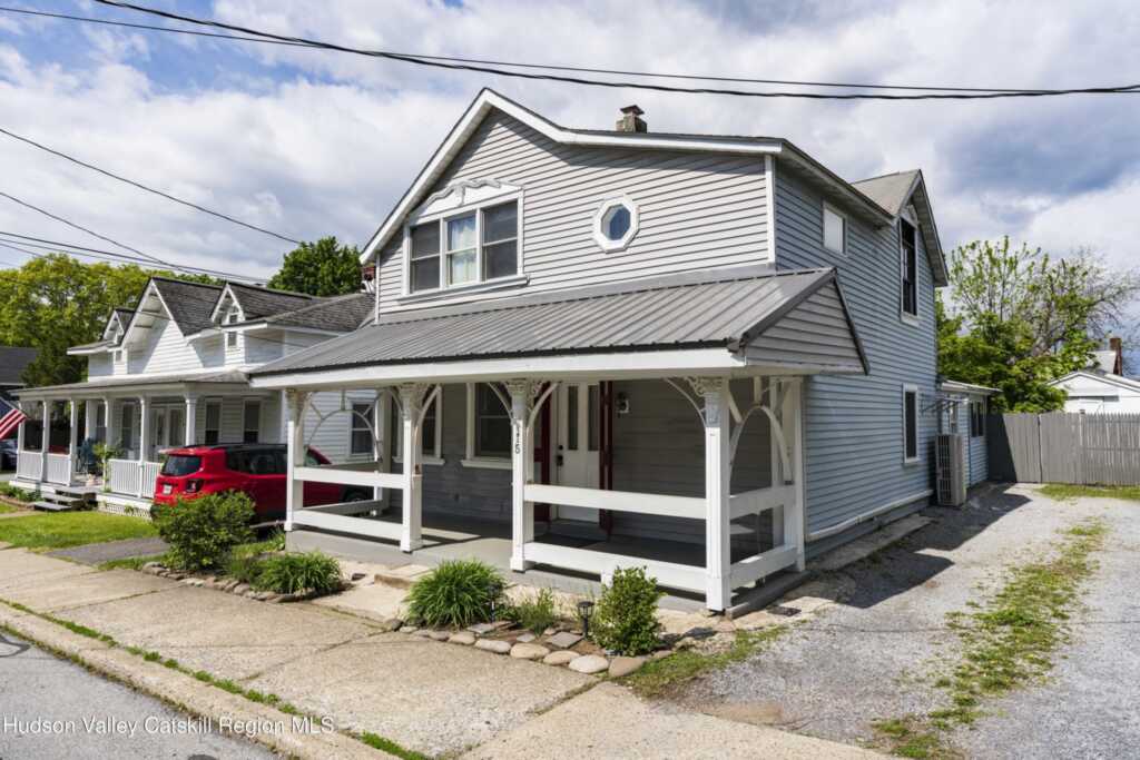 15 Charles Street, Rhinebeck, NY 12572 - Photo 2 of 44