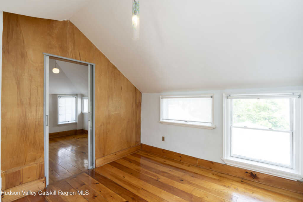 15 Charles Street, Rhinebeck, NY 12572 - Photo 39 of 44