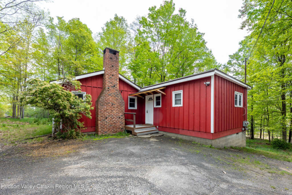 2465 Glasco Turnpike, Unit #1, Woodstock, NY 12409