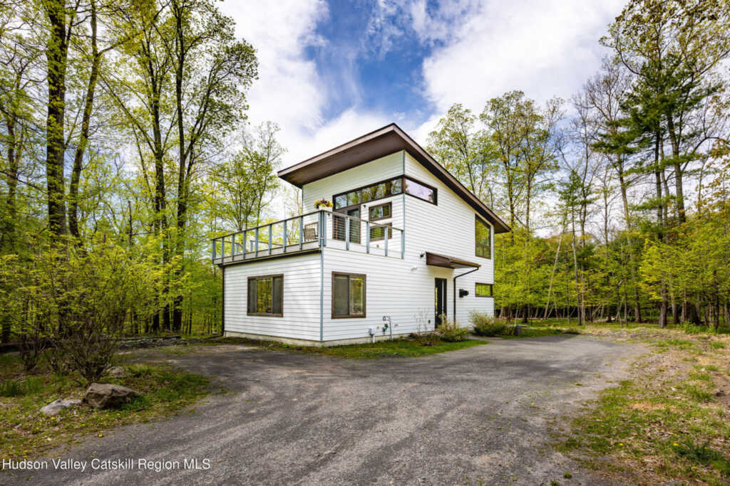 2465 Glasco Turnpike, Unit #3, Woodstock, NY 12498 - Photo 2 of 14