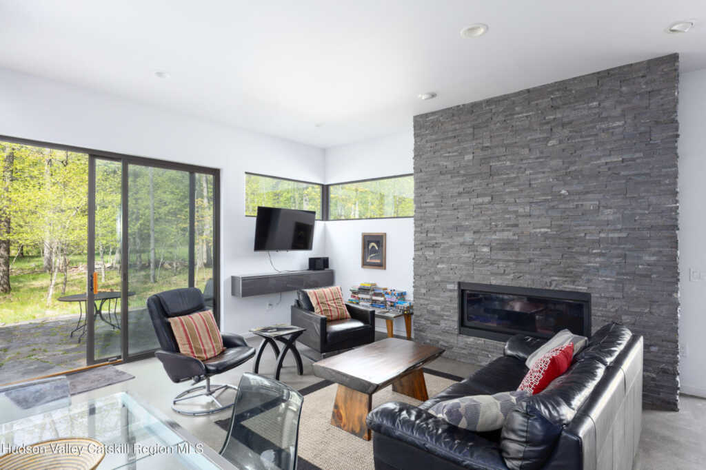 2465 Glasco Turnpike, Unit #3, Woodstock, NY 12498 - Photo 4 of 14