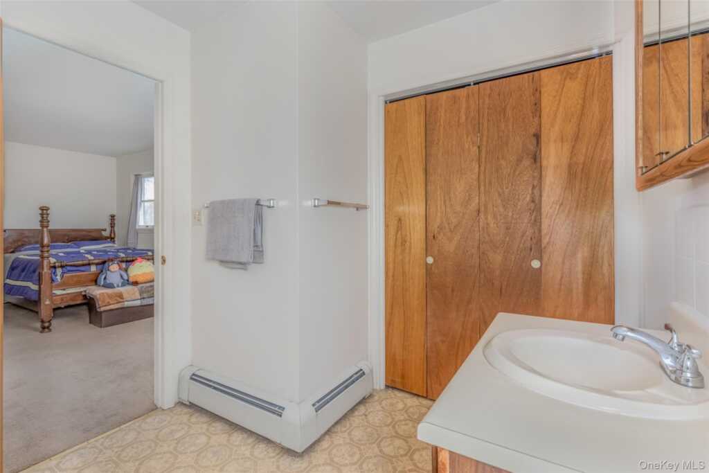 110 Cottontail Lane, Saugerties, NY 12498 - Photo 31 of 35