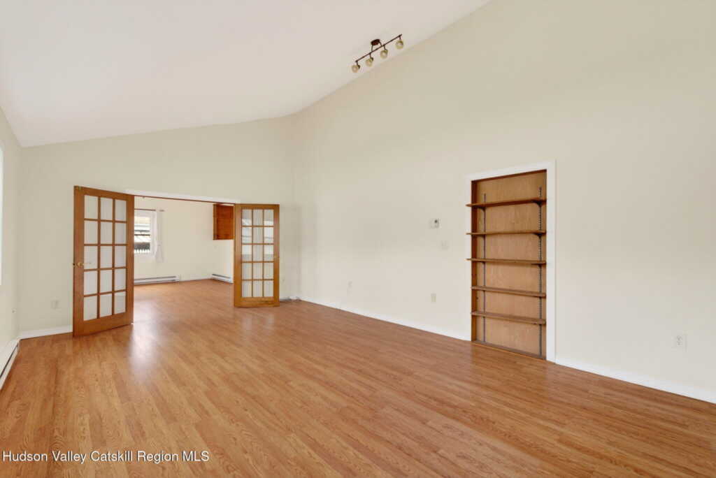 56 Esopus Avenue, Kingston, NY 12401 - Photo 13 of 50
