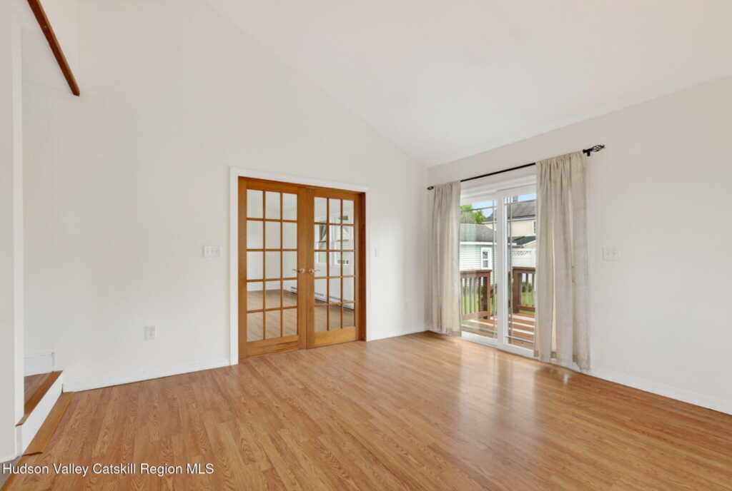 56 Esopus Avenue, Kingston, NY 12401 - Photo 14 of 50