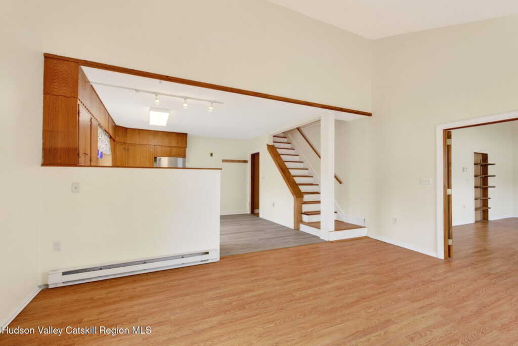 56 Esopus Avenue, Kingston, NY 12401 - Photo 8 of 50