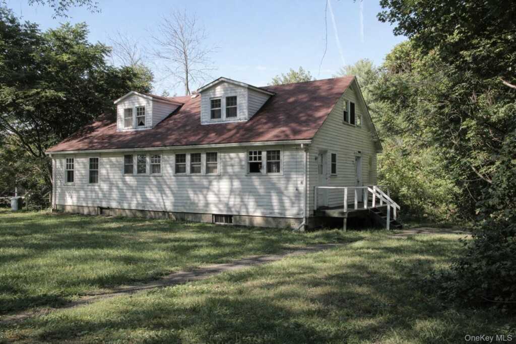 9 Solway Road, Saugerties, NY 12477 - Photo 37 of 44