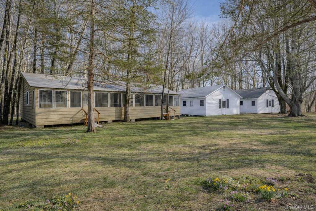 9 Solway Road, Saugerties, NY 12477 - Photo 4 of 44