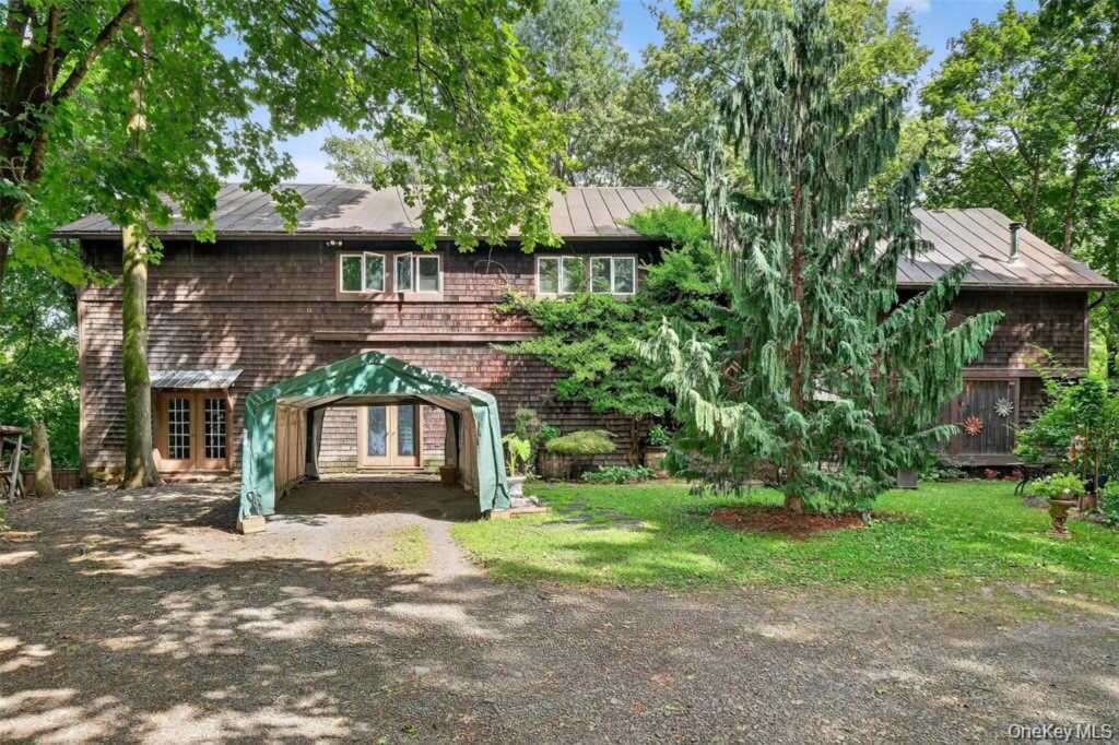 86 State Route 32, New Paltz, NY 12561