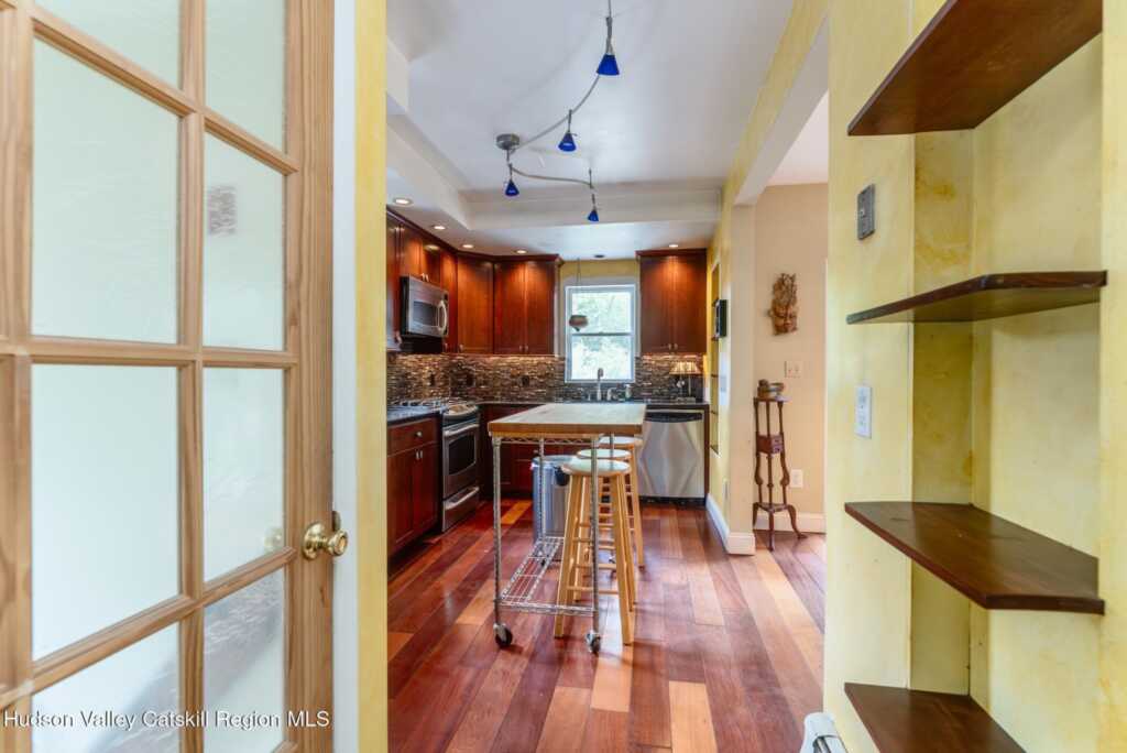 110 Emerson Street, Kingston, NY 12401 - Photo 18 of 42