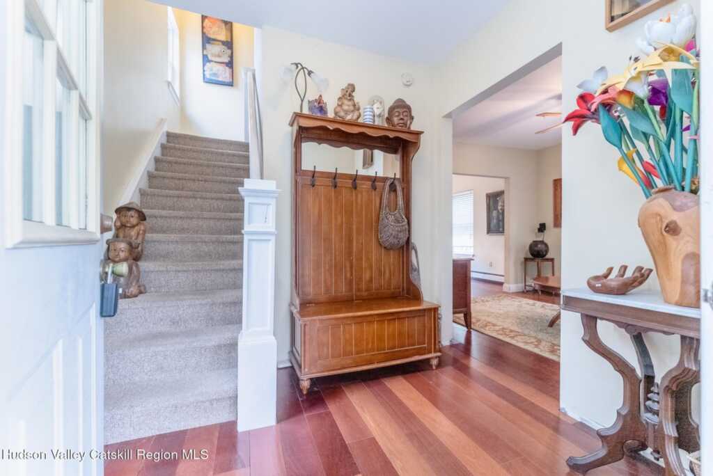 110 Emerson Street, Kingston, NY 12401 - Photo 4 of 42