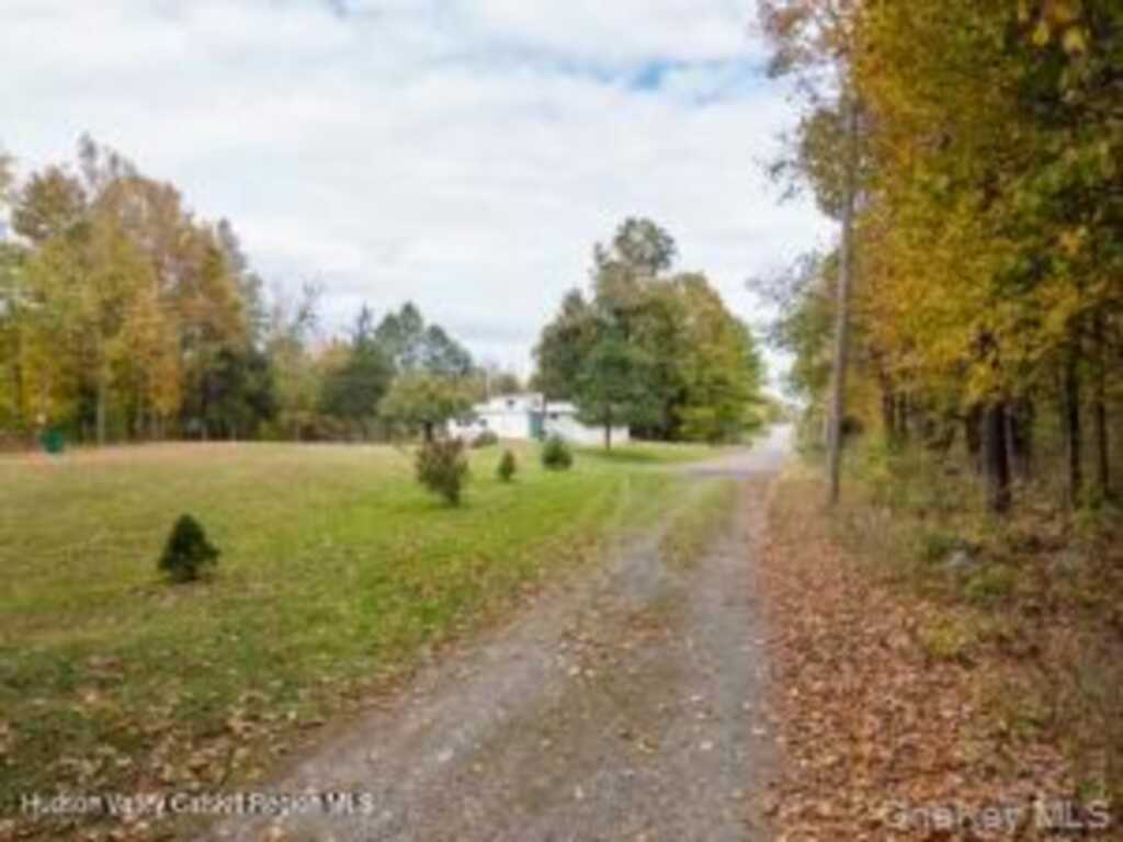 11 Miller Lane, New Paltz, NY 12561 - Photo 2 of 31