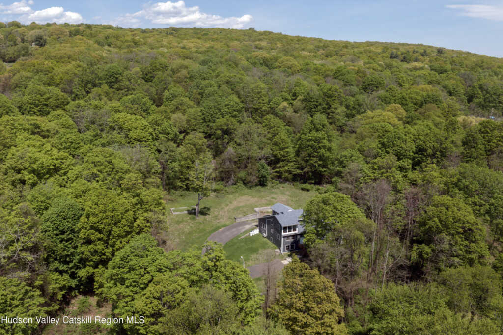 606 Old Post Road, New Paltz, NY 12561 - Photo 19 of 21
