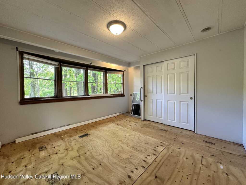 147 Nelson Hoff Road, Saugerties, NY 12477 - Photo 10 of 17