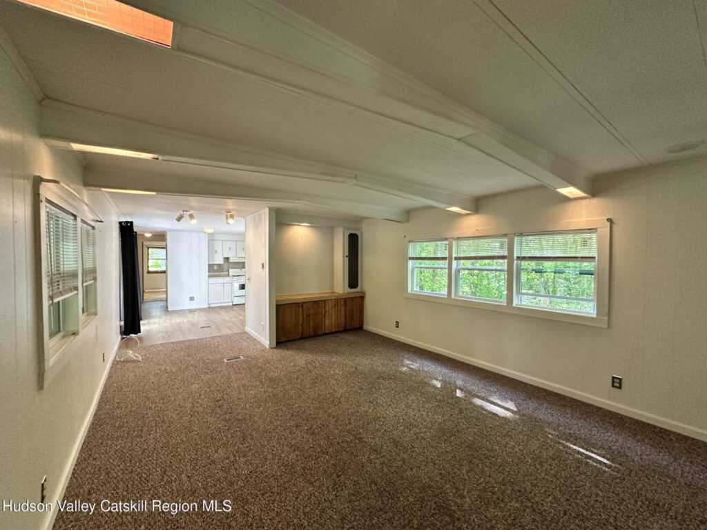 147 Nelson Hoff Road, Saugerties, NY 12477 - Photo 6 of 17