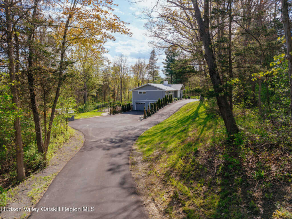 854 Mill Road, Rhinebeck, NY 12572 - Photo 34 of 37