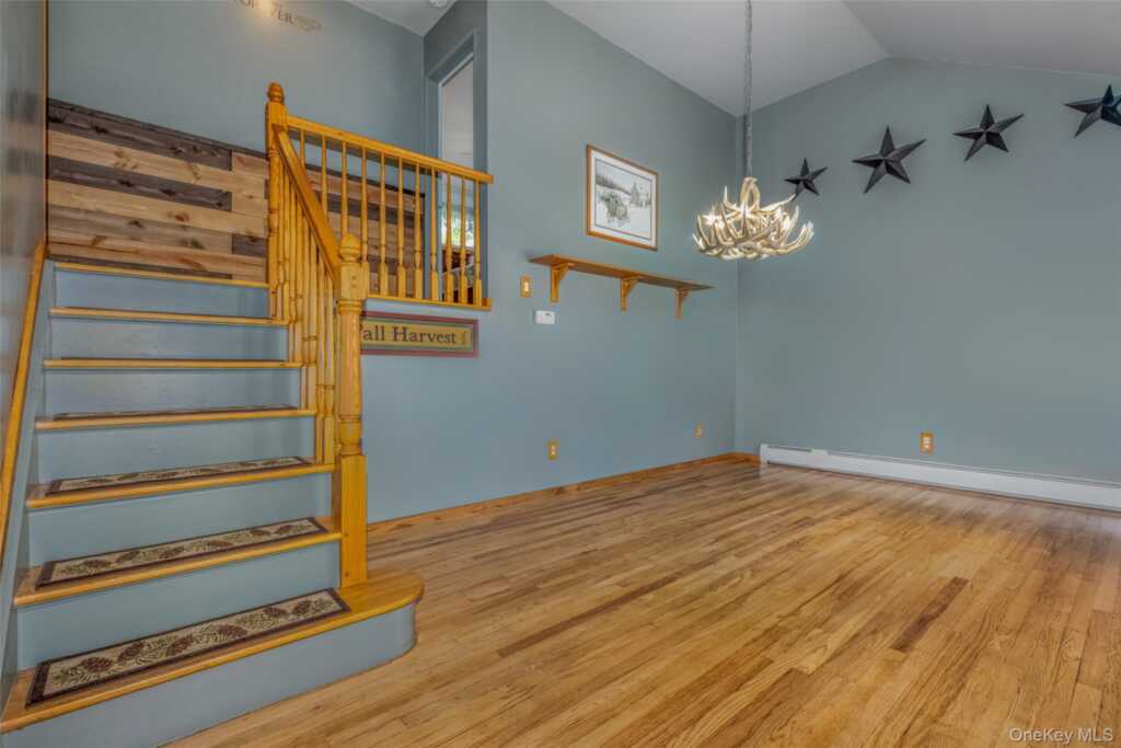 110 Cottontail Lane, Saugerties, NY 12498 - Photo 10 of 34