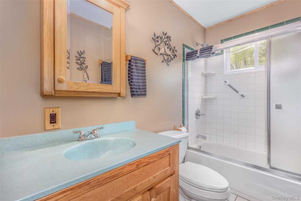 110 Cottontail Lane, Saugerties, NY 12498 - Photo 14 of 34