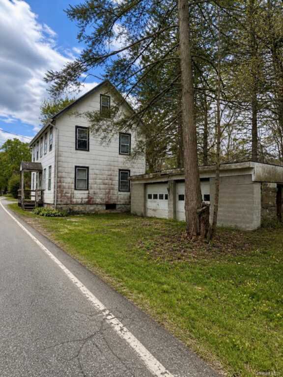 953 Creek Locks Road, Rosendale, NY 12472 - Photo 4 of 12