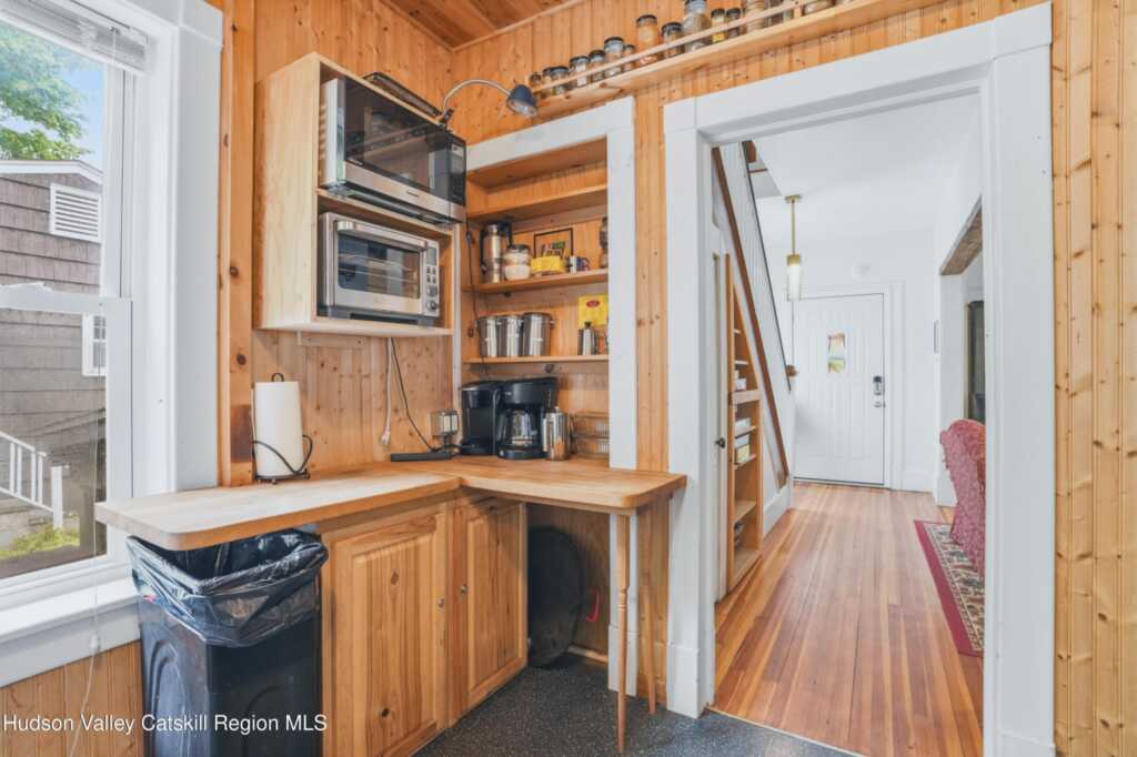 14 Jay Street, Phoenicia, NY 12464 - Photo 11 of 39