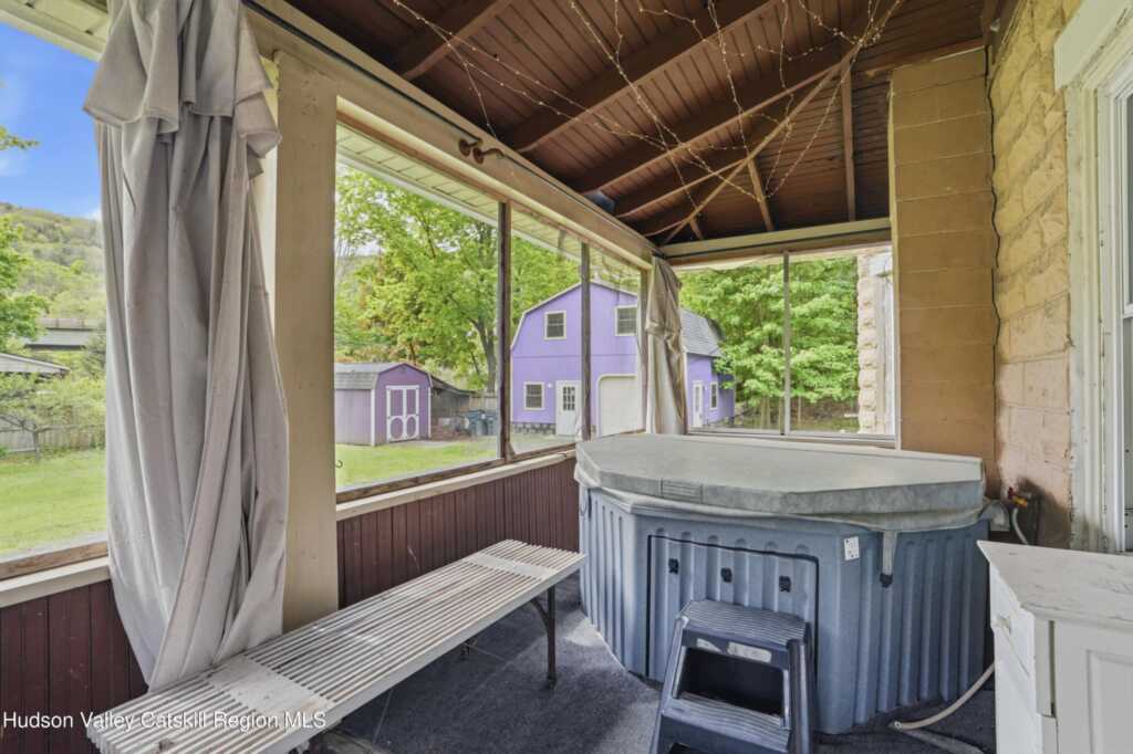 14 Jay Street, Phoenicia, NY 12464 - Photo 26 of 39