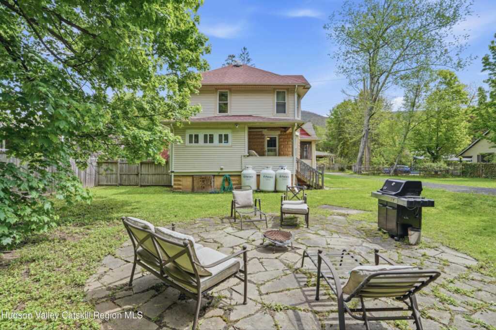 14 Jay Street, Phoenicia, NY 12464 - Photo 28 of 39