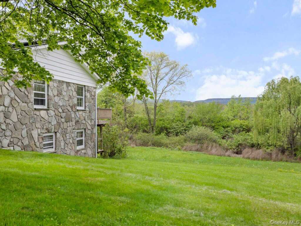 231 State Route 208, New Paltz, NY 12561 - Photo 3 of 29