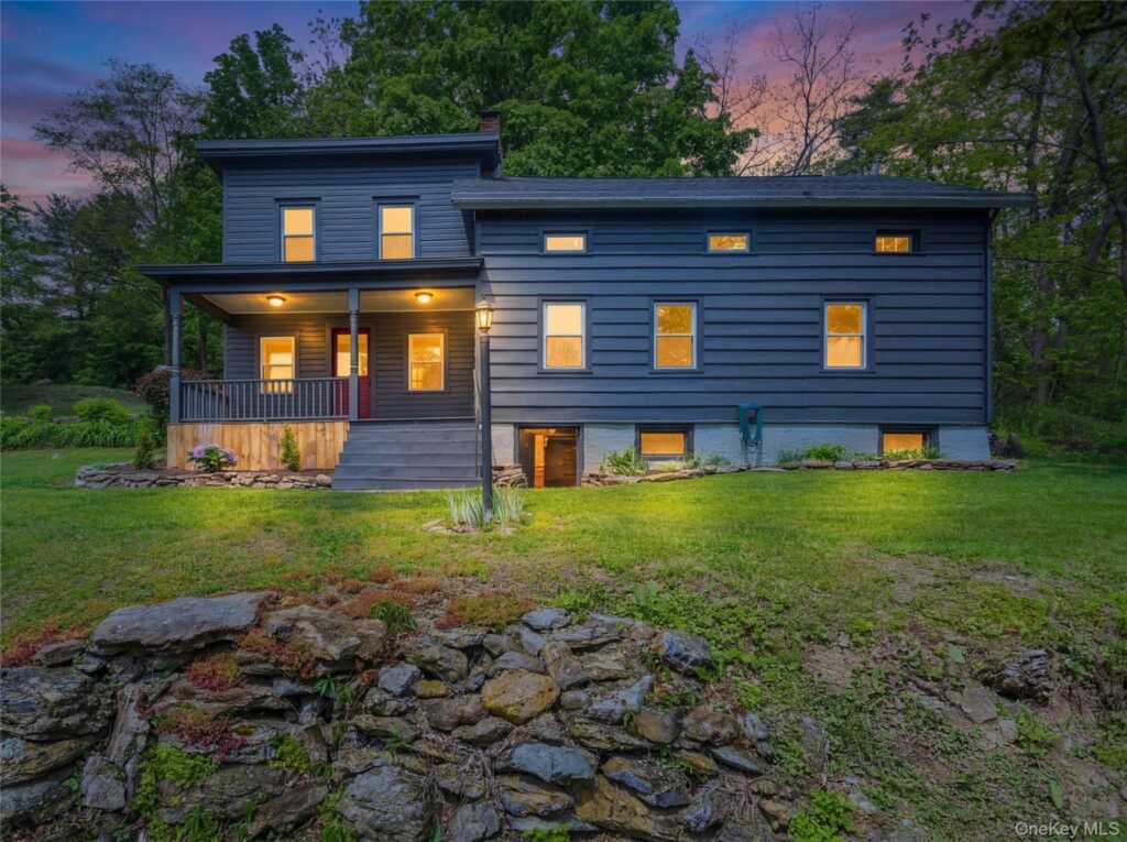 1625 Route 32, Saugerties, NY 12477