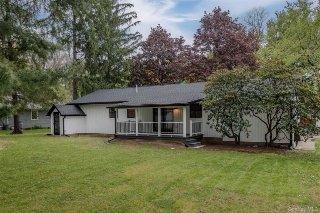 20 Manor Road, Rhinebeck, NY 12572 - Photo 26 of 30