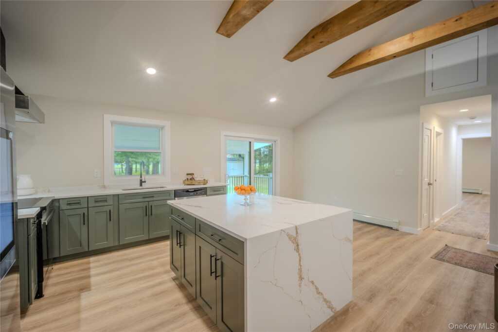 20 Manor Road, Rhinebeck, NY 12572 - Photo 6 of 30