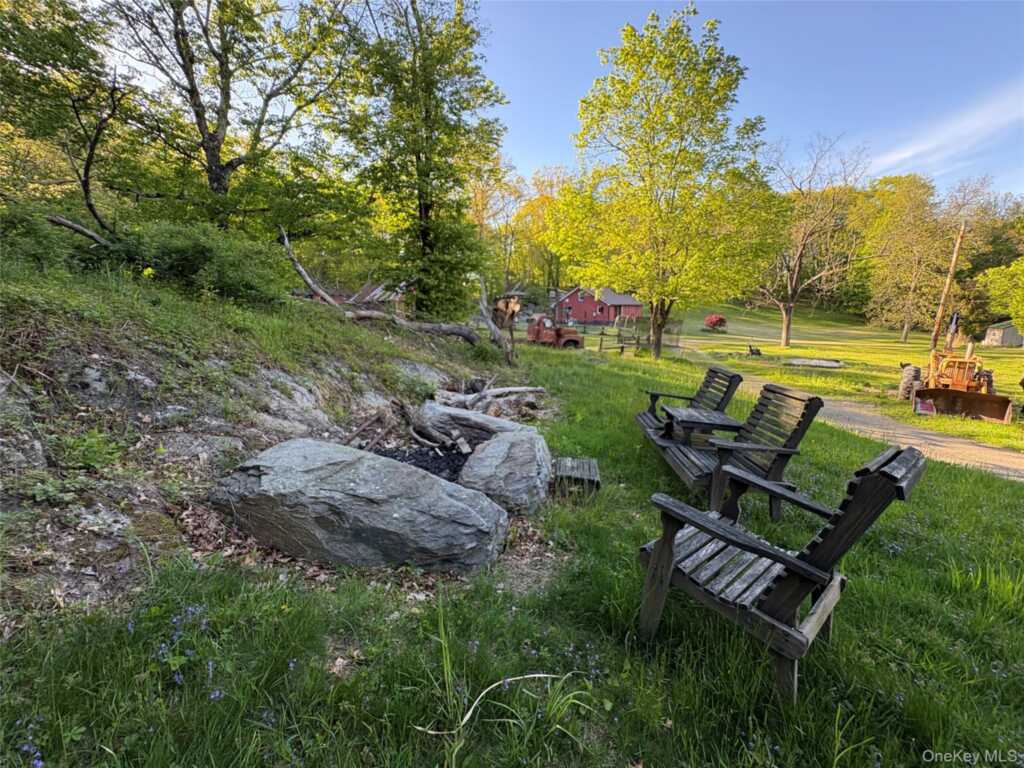74 Lamoree Road, Rhinebeck, NY 12572 - Photo 18 of 24