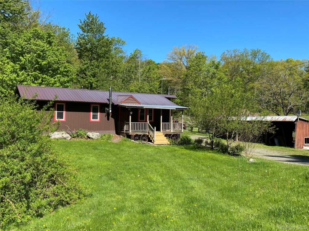 74 Lamoree Road, Rhinebeck, NY 12572 - Photo 2 of 24