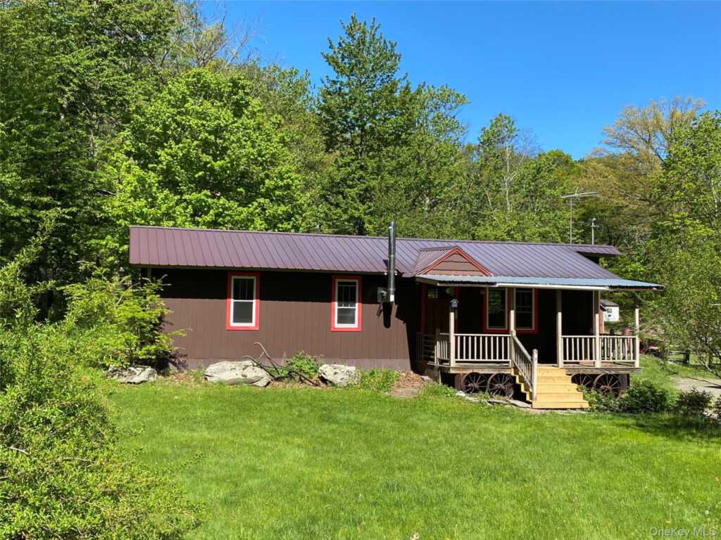 74 Lamoree Road, Rhinebeck, NY 12572 - Photo 4 of 24
