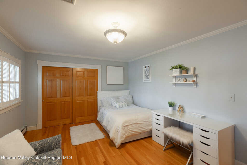 20 Ferry Street, Saugerties, NY 12477 - Photo 25 of 45