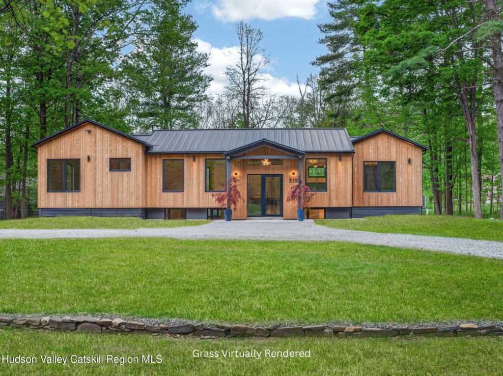 315 Old Route 212, Saugerties, NY 12477 - Photo 2 of 37