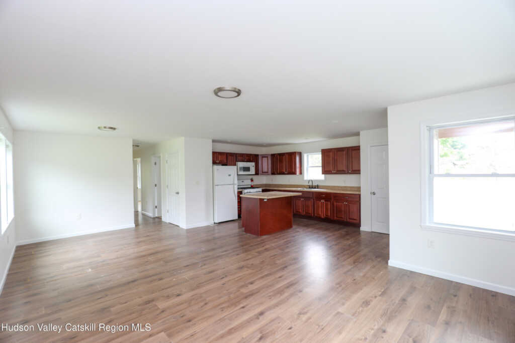 22 Apple Street, Kingston, NY 12401 - Photo 11 of 21