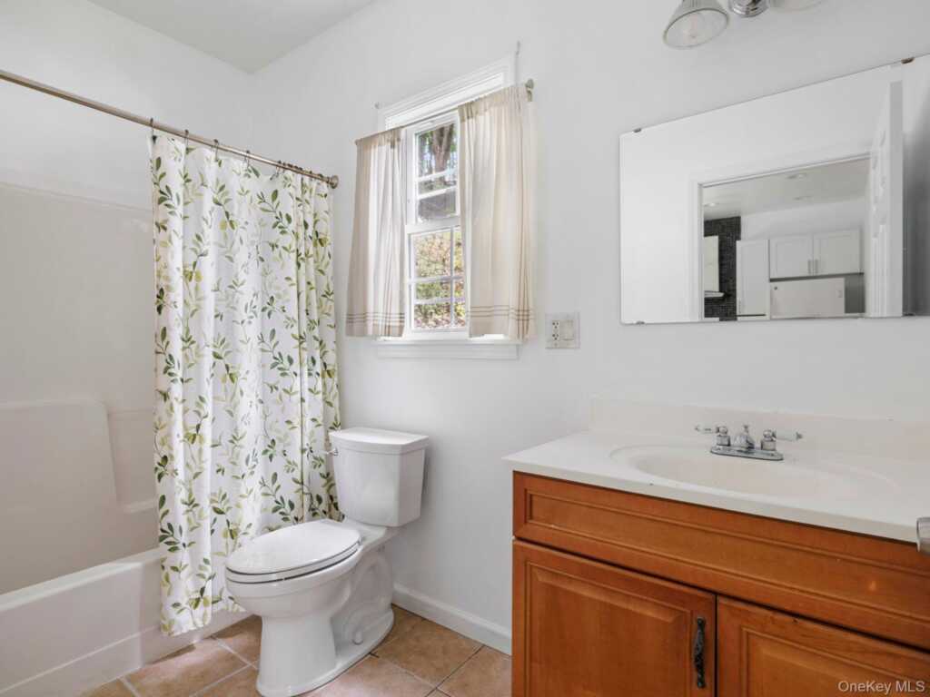 61 Hudson Street, Kingston, NY 12401 - Photo 16 of 37