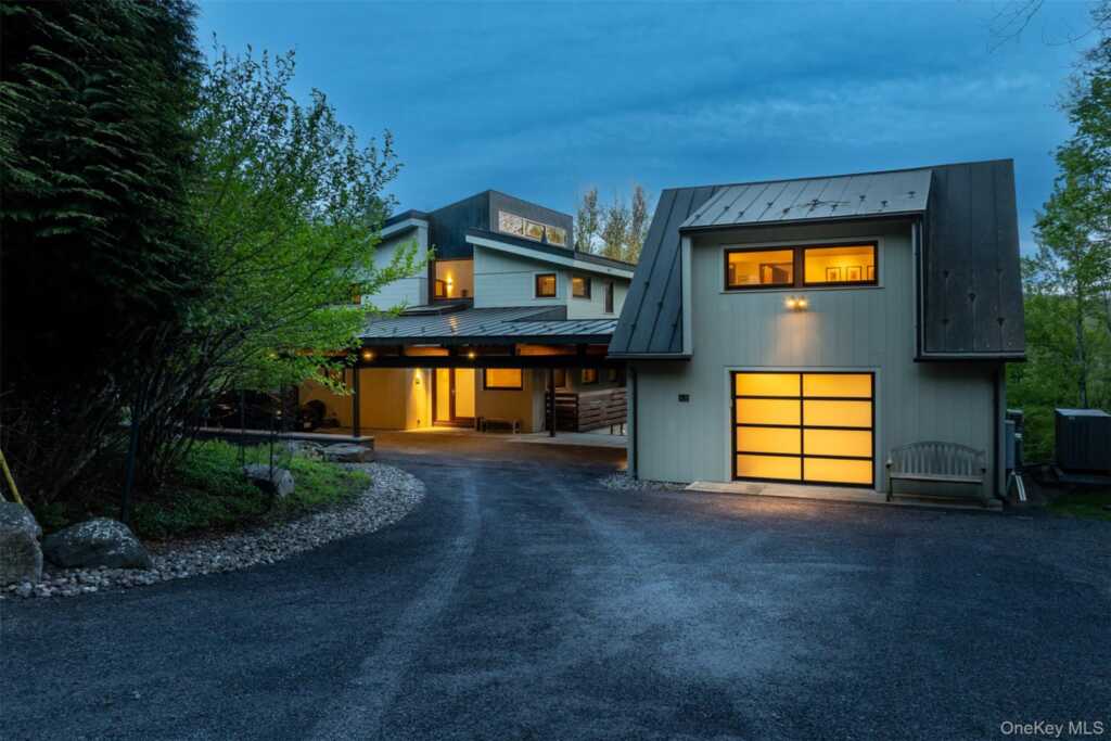 40 Mt Guardian Road, Woodstock, NY 12409 - Photo 6 of 50