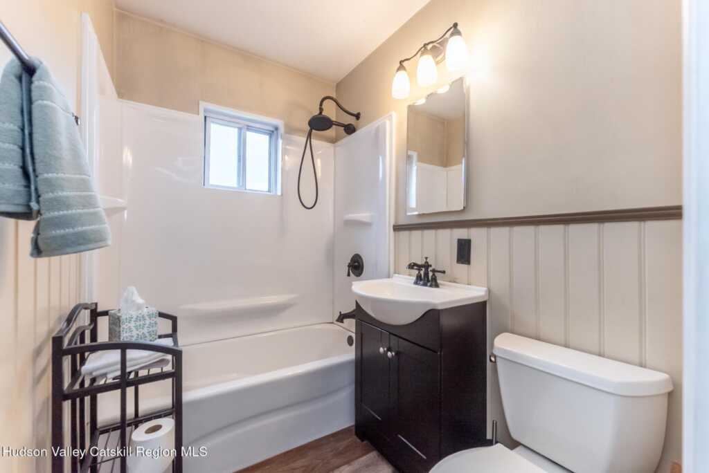 36 Hayes Street, Kingston, NY 12401 - Photo 19 of 31