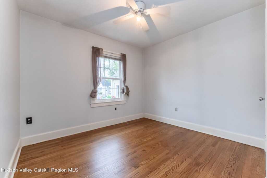 36 Hayes Street, Kingston, NY 12401 - Photo 21 of 31