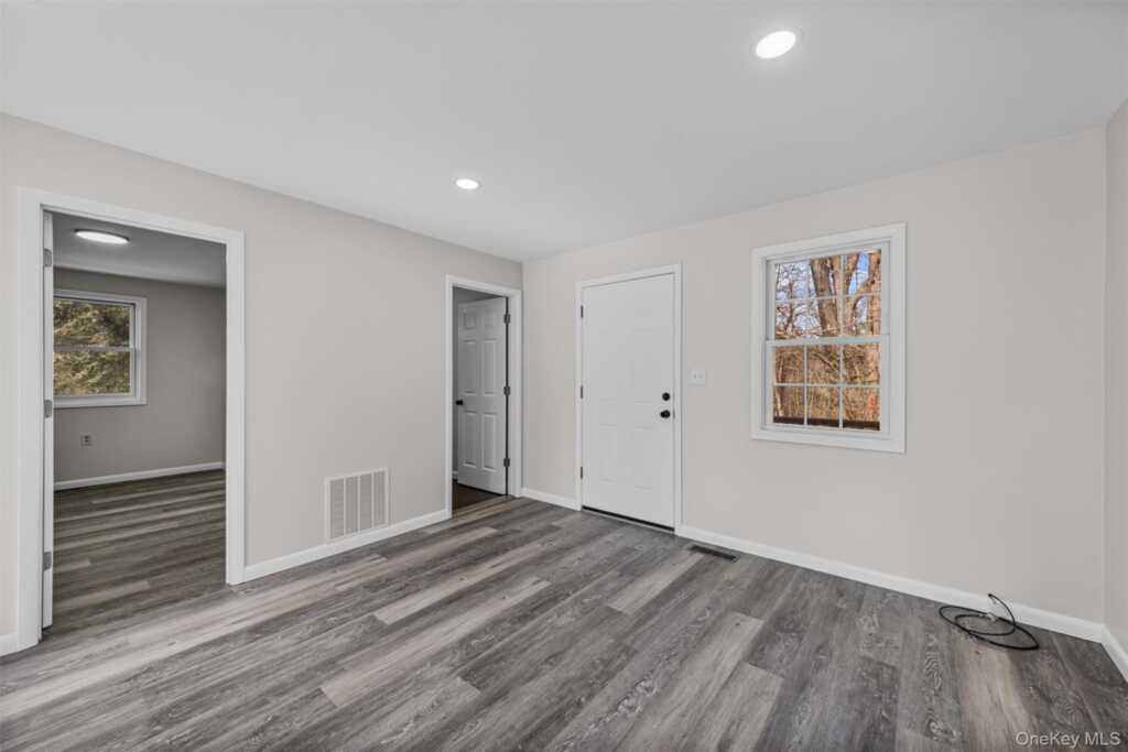 1-18 Willow Way, Unit #7, Rhinebeck, NY 12572 - Photo 6 of 19