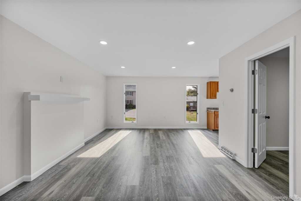1-18 Willow Way, Unit #7, Rhinebeck, NY 12572 - Photo 9 of 19